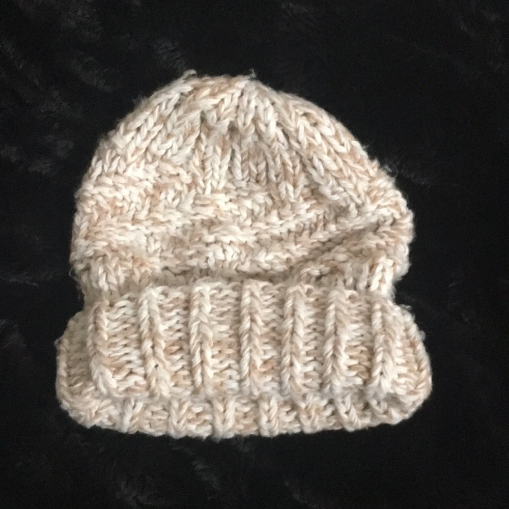 UO beanie
